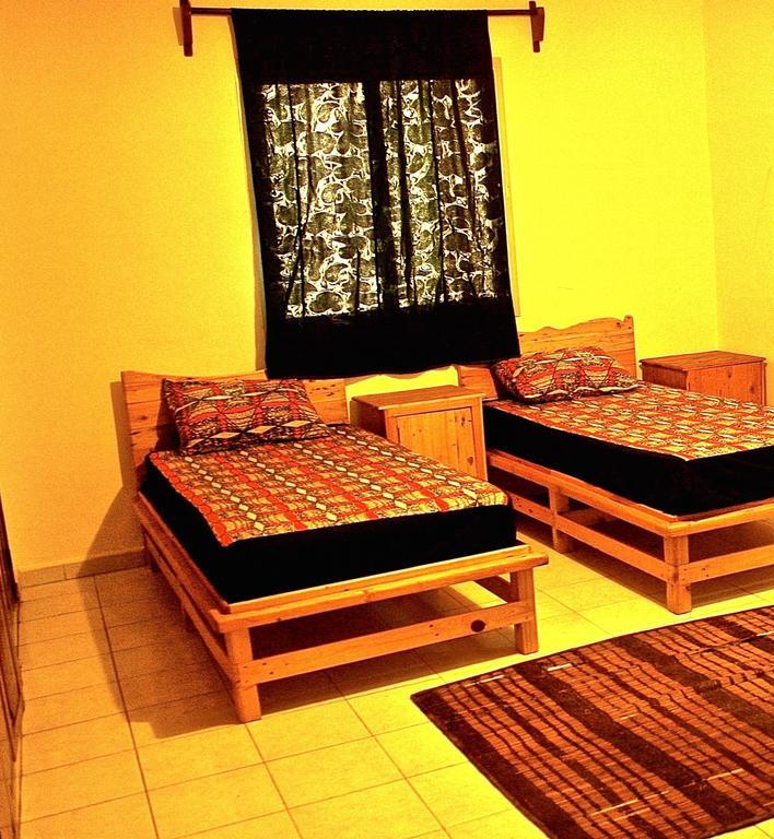 Hotel Ker Jahkarlo Yoff Zimmer foto